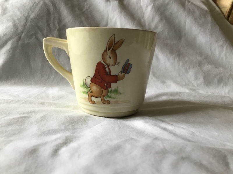 Royal Doulton Bunnykins casino tea cup Family going out on washing day & Raising hat